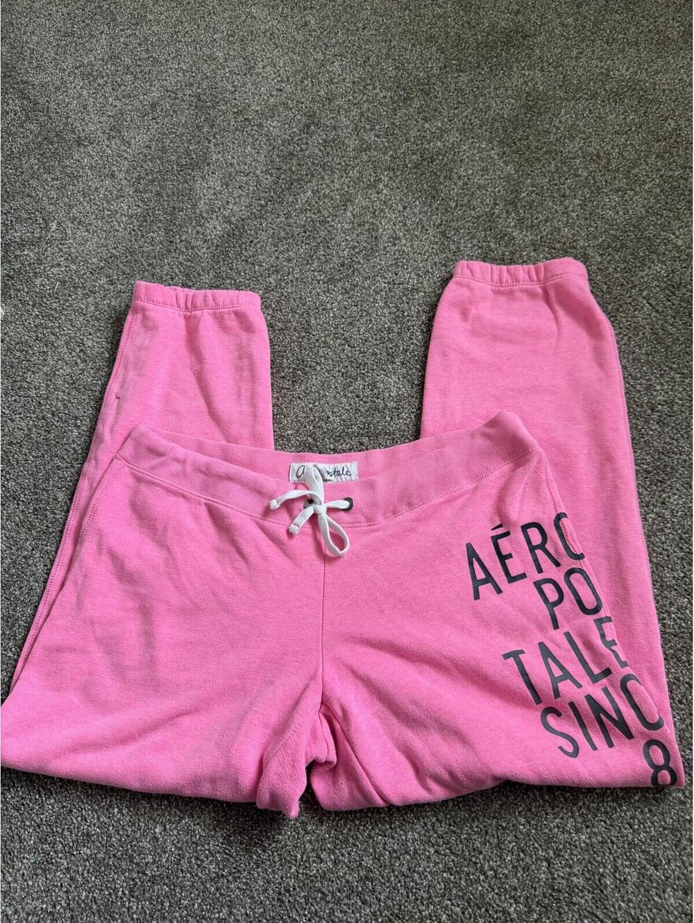 Aeropostale women’s sweatpants